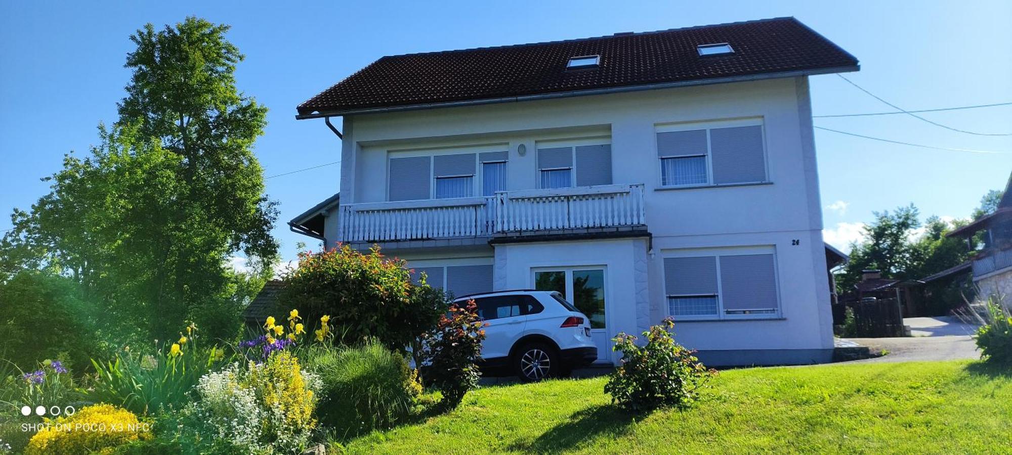 Katty-Rastoke Apartment สลูน ภายนอก รูปภาพ