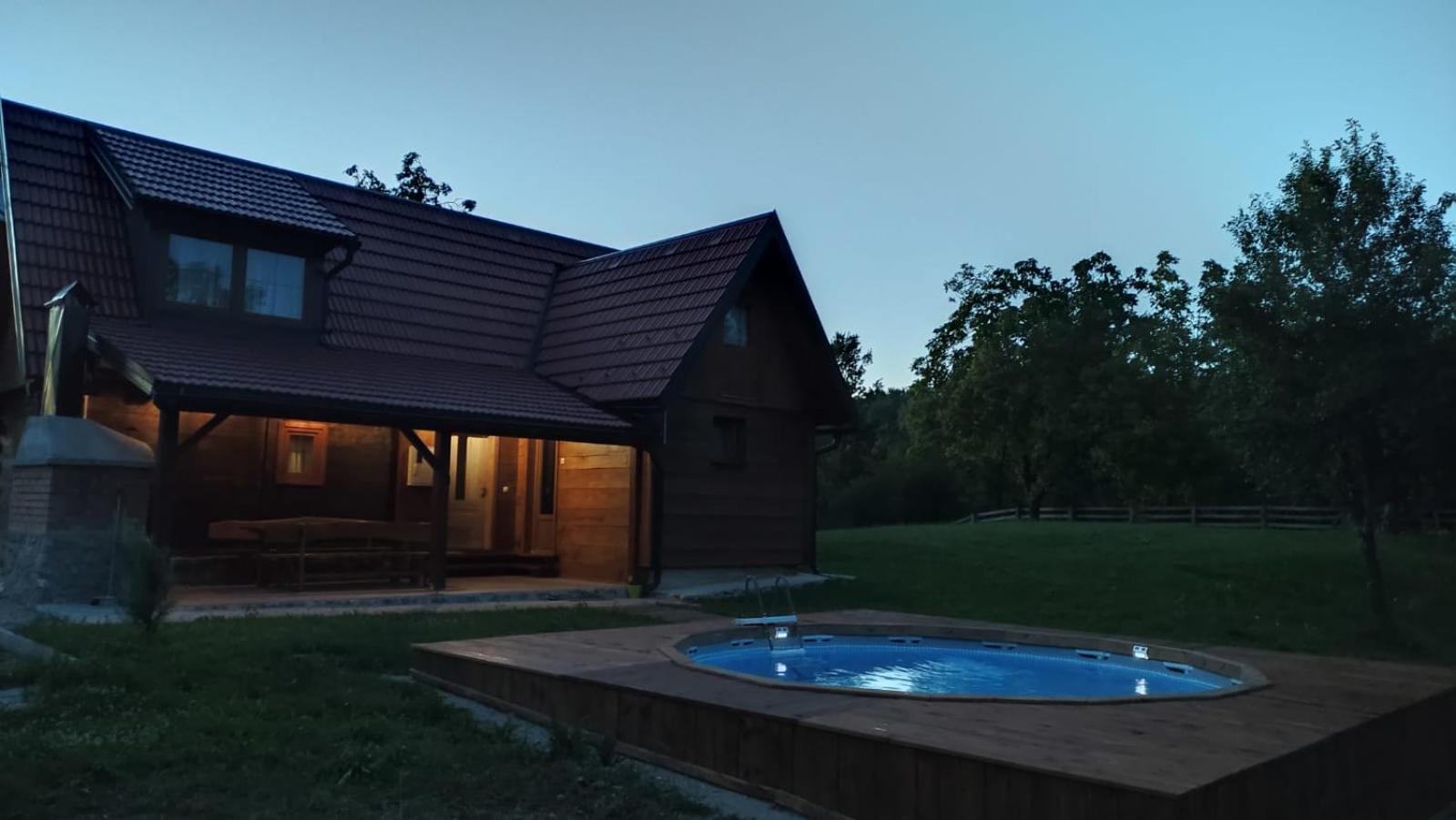 Katty-Rastoke Apartment สลูน ภายนอก รูปภาพ